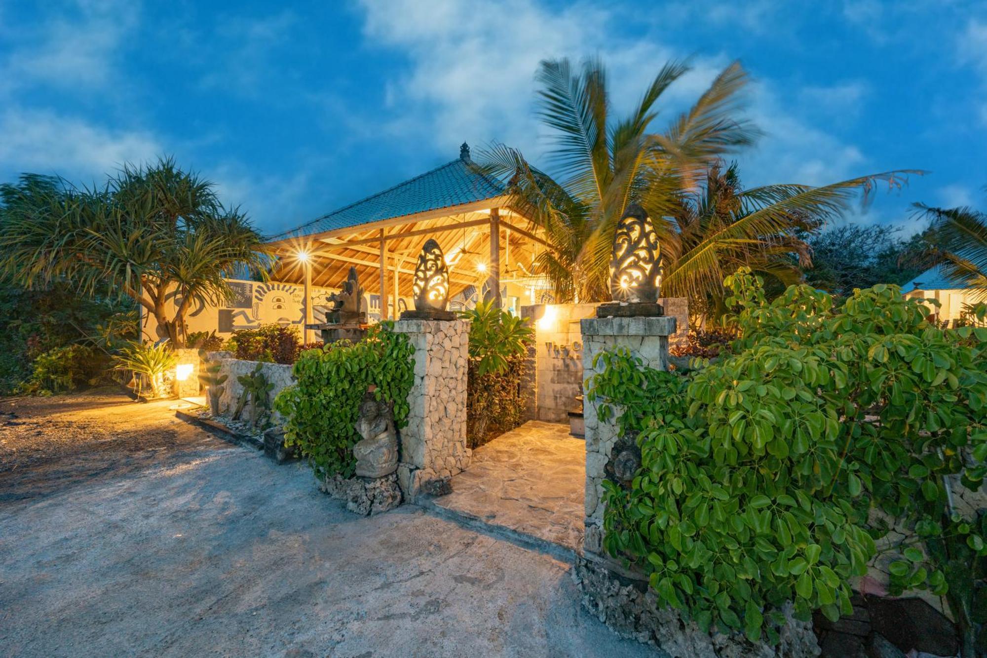 The Cubang Hut'S Lembongan Hotel Exterior photo