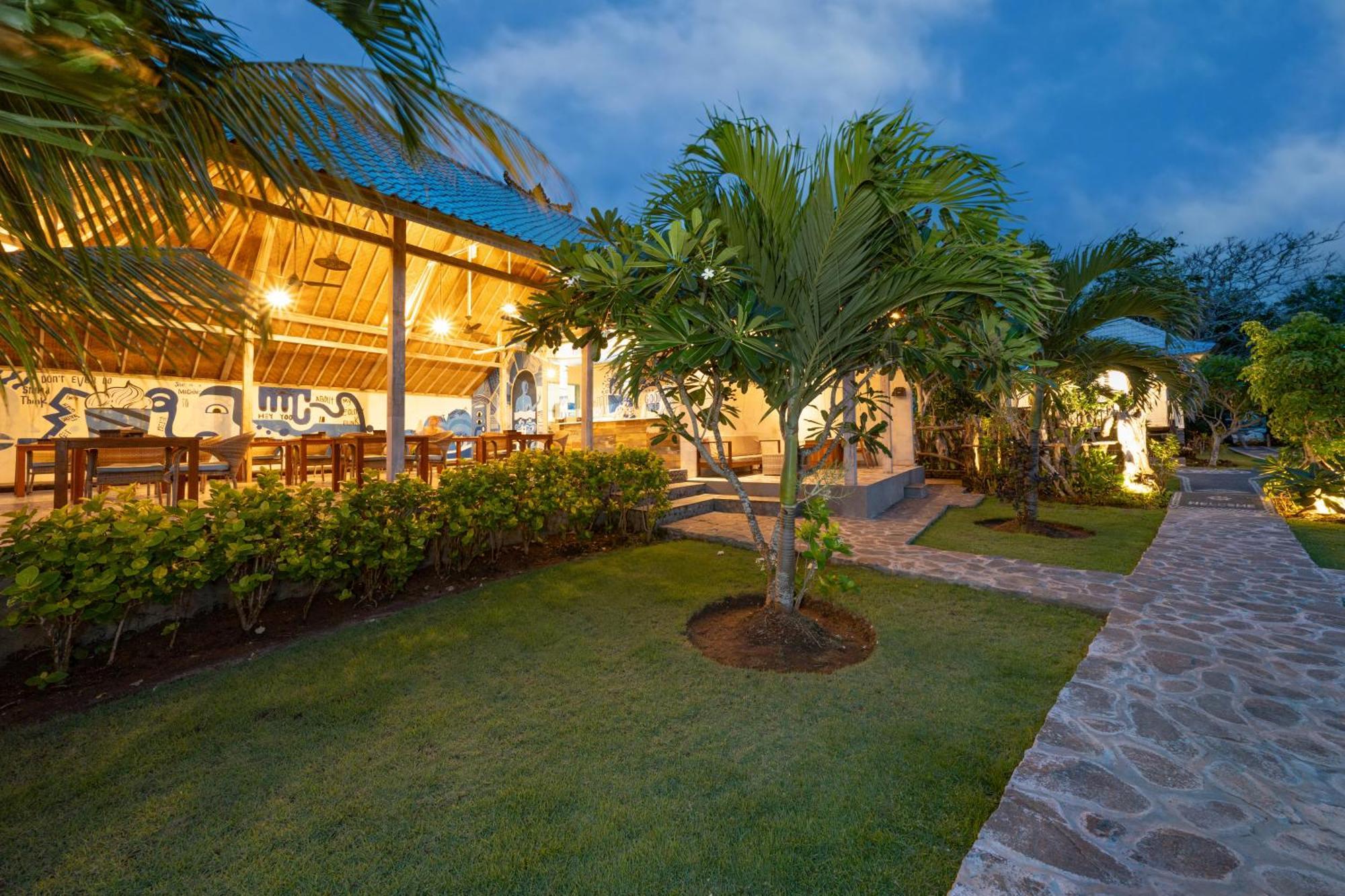 The Cubang Hut'S Lembongan Hotel Exterior photo