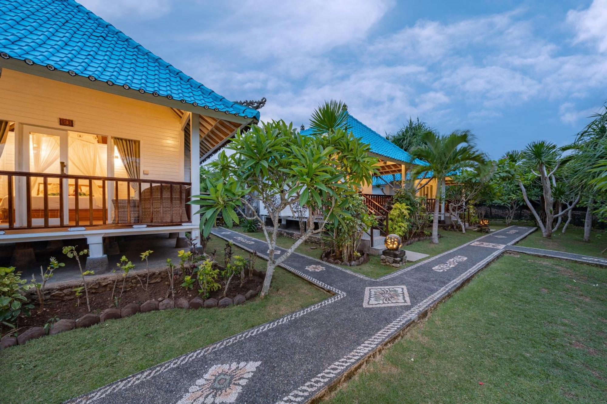 The Cubang Hut'S Lembongan Hotel Exterior photo