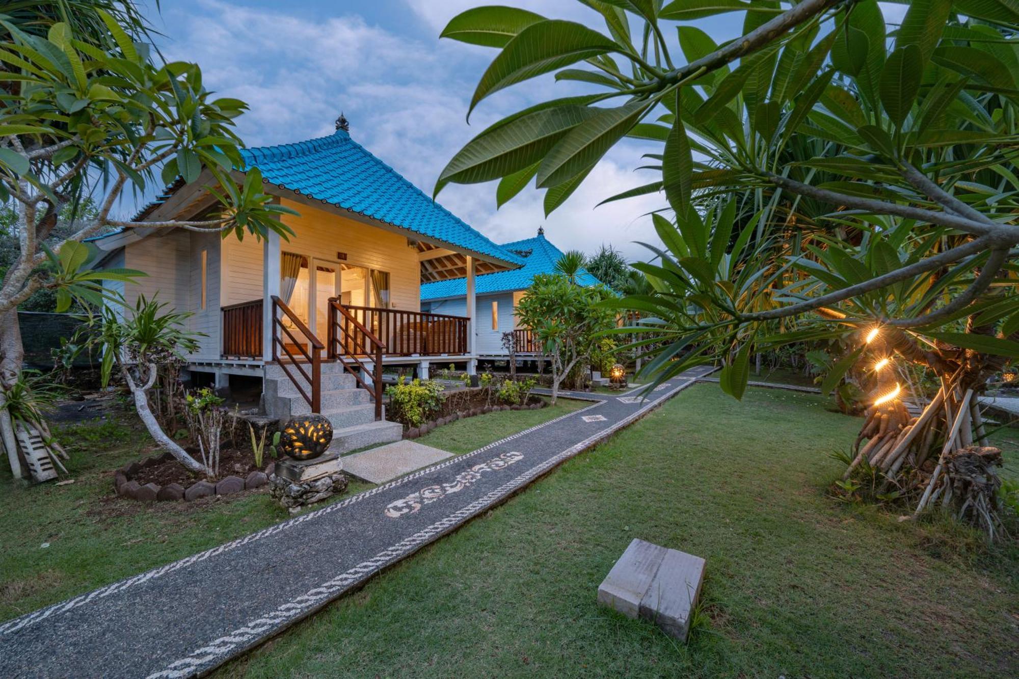 The Cubang Hut'S Lembongan Hotel Exterior photo