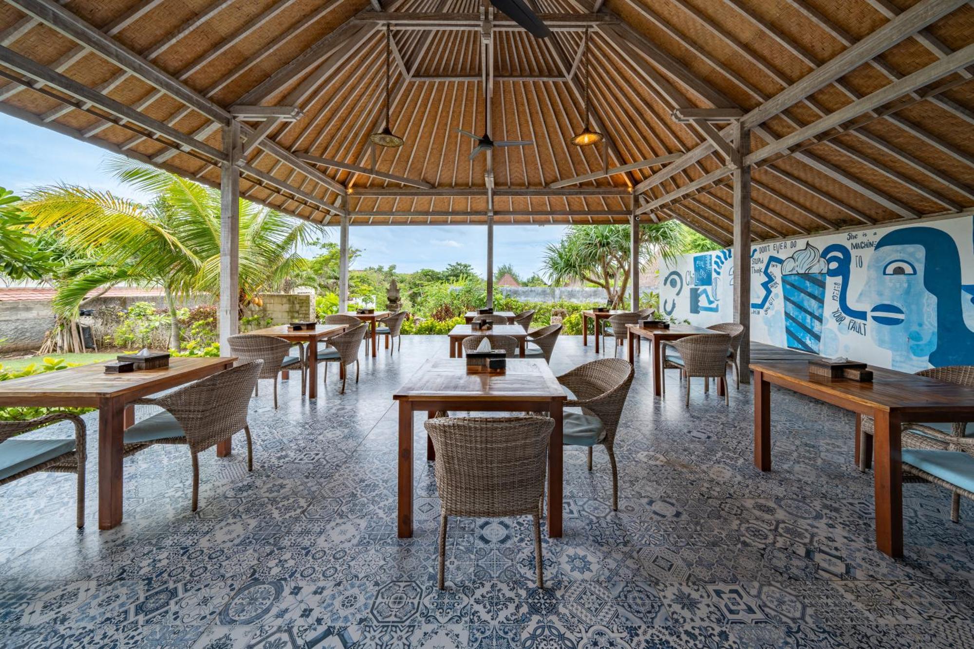 The Cubang Hut'S Lembongan Hotel Exterior photo