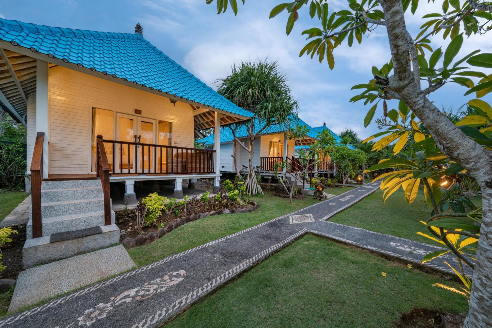 The Cubang Hut'S Lembongan Hotel Exterior photo