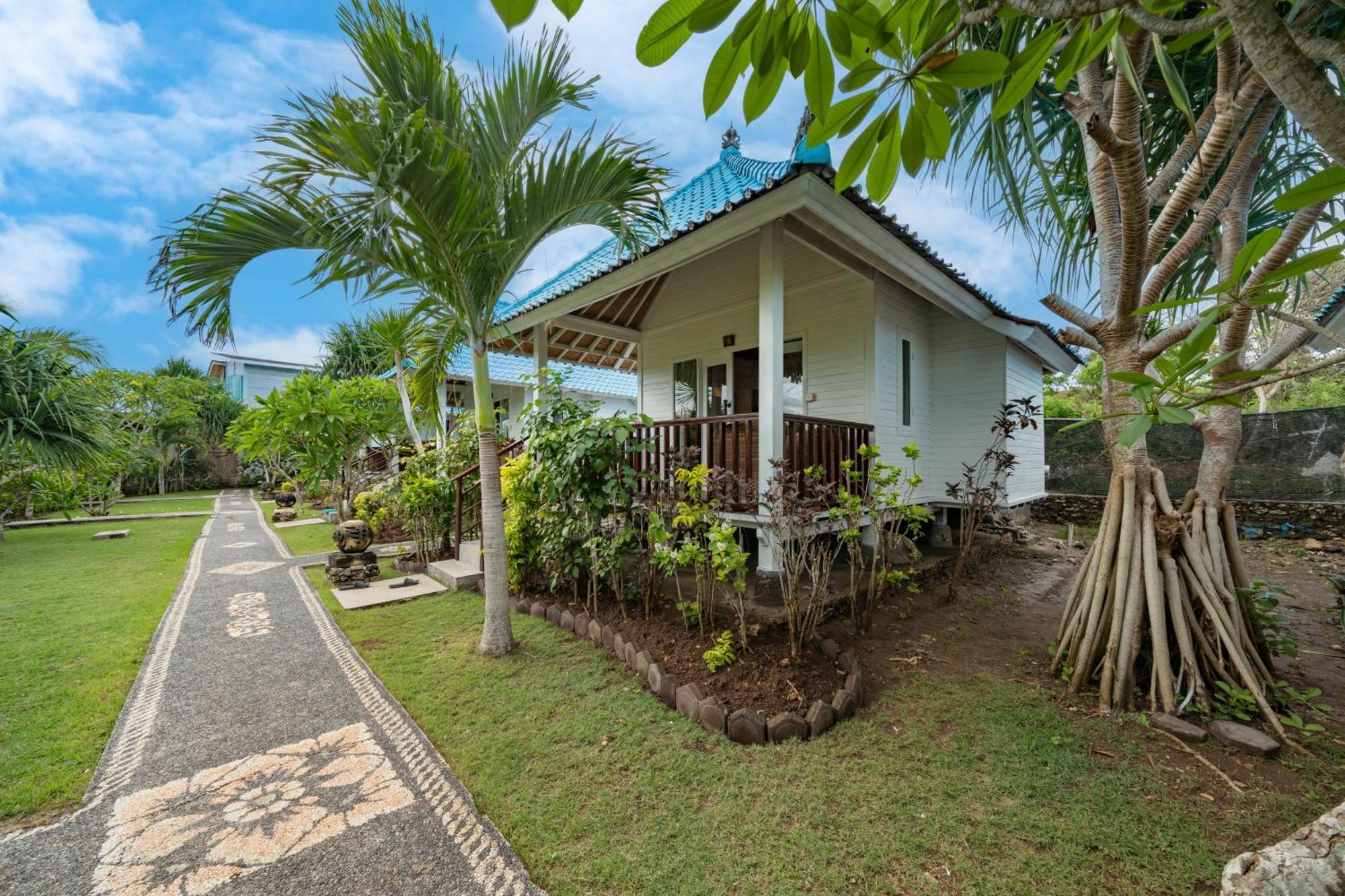 The Cubang Hut'S Lembongan Hotel Exterior photo
