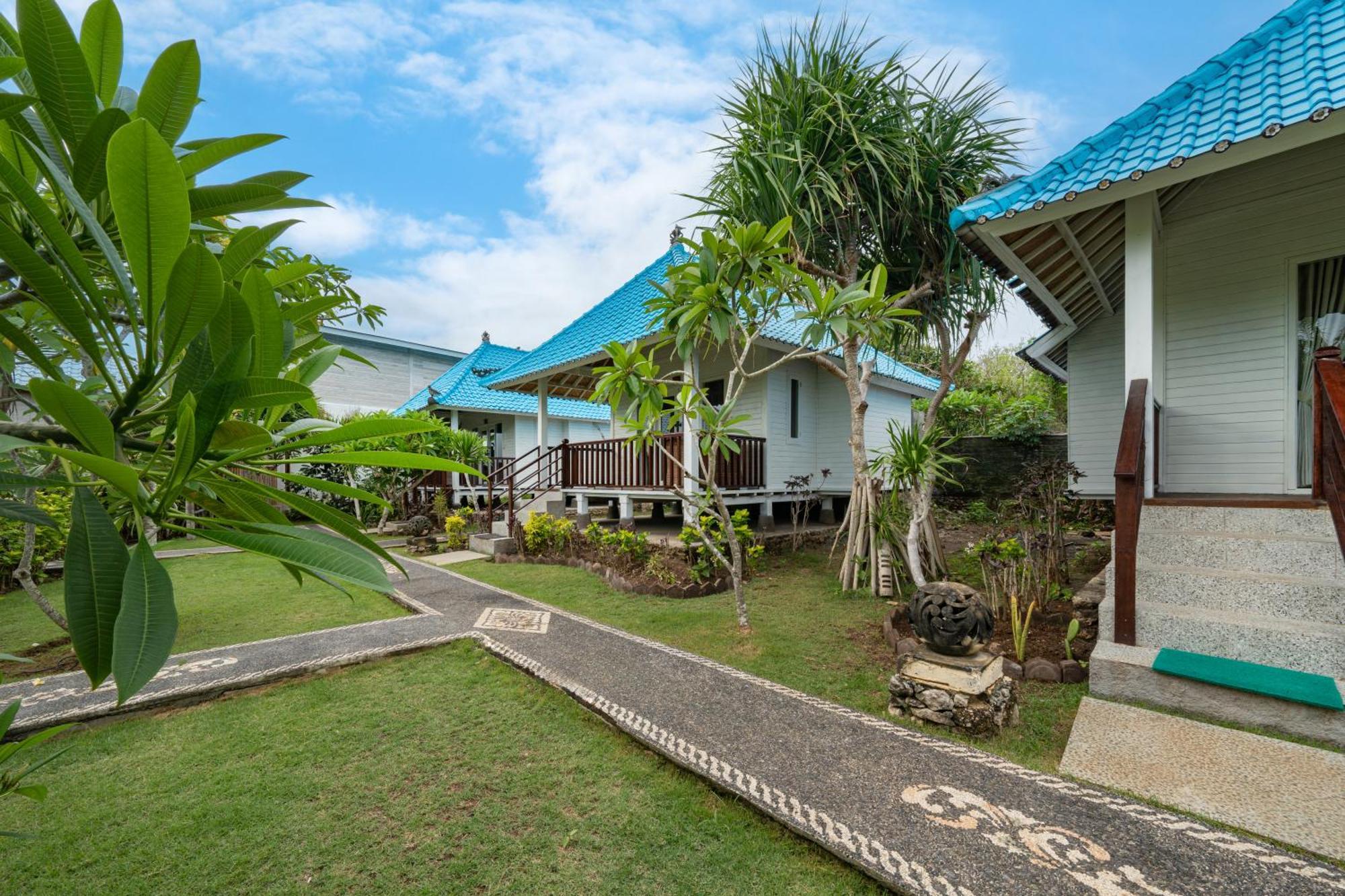 The Cubang Hut'S Lembongan Hotel Exterior photo