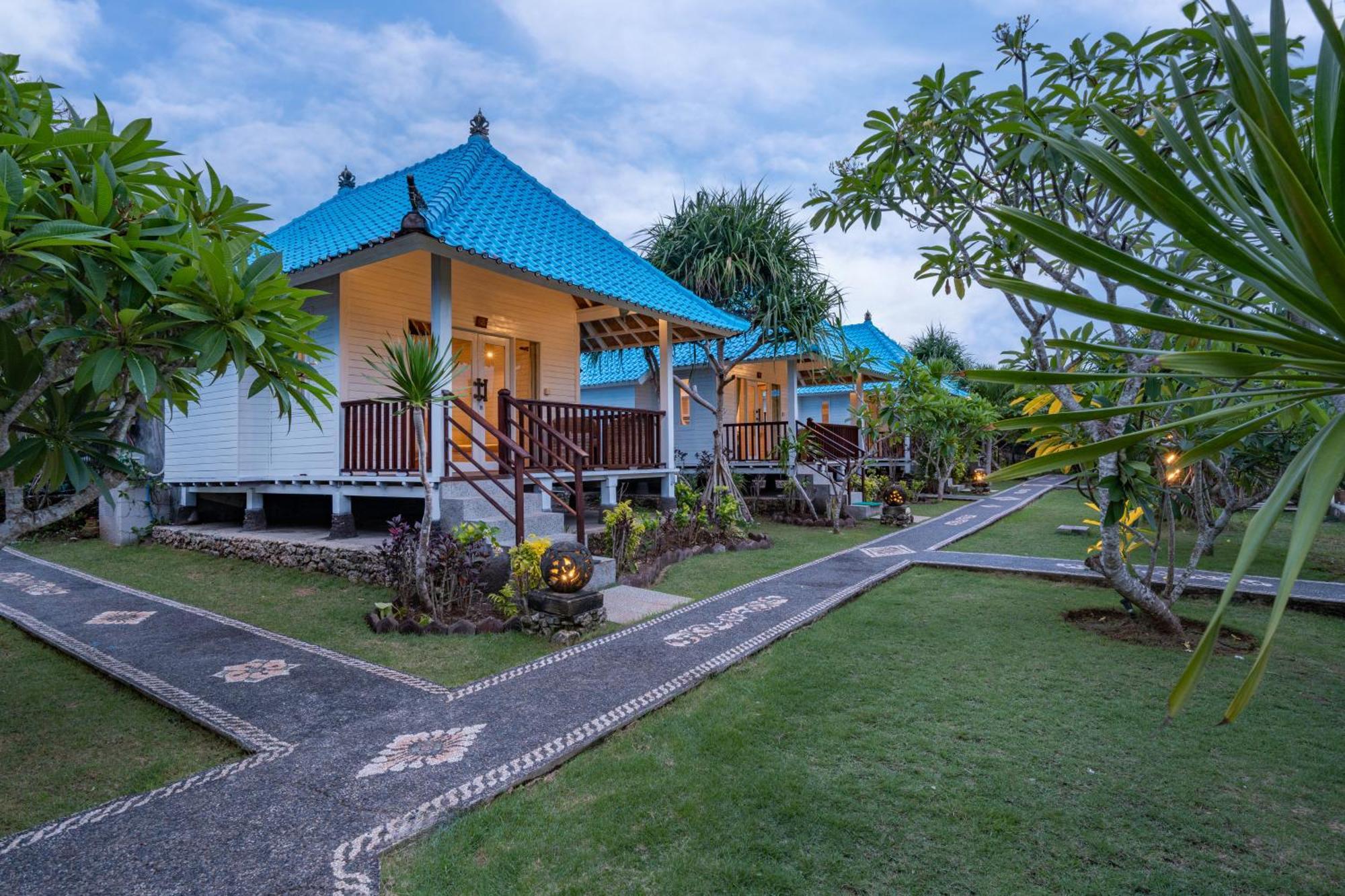 The Cubang Hut'S Lembongan Hotel Exterior photo